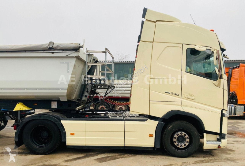 Traktor Volvo