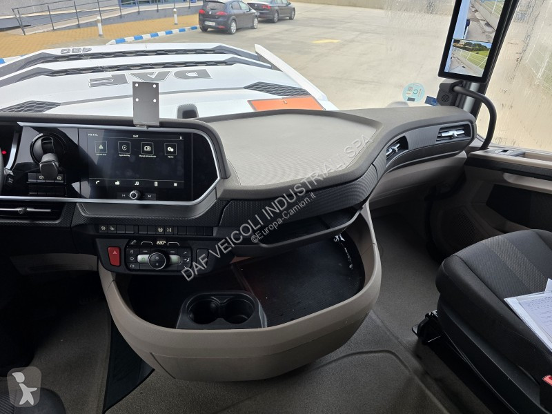 Traktor DAF 480 FT 4X2