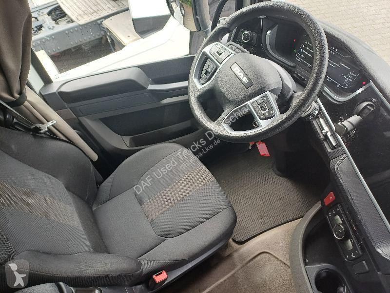 جرار DAF XFn  FT 4X2
