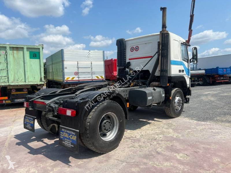 Volvo 420 tractor unit
