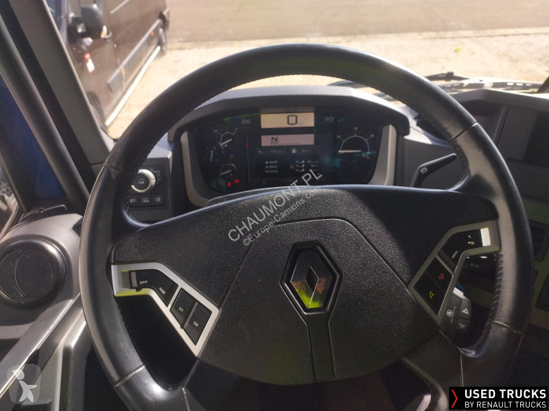 Tractor Renault