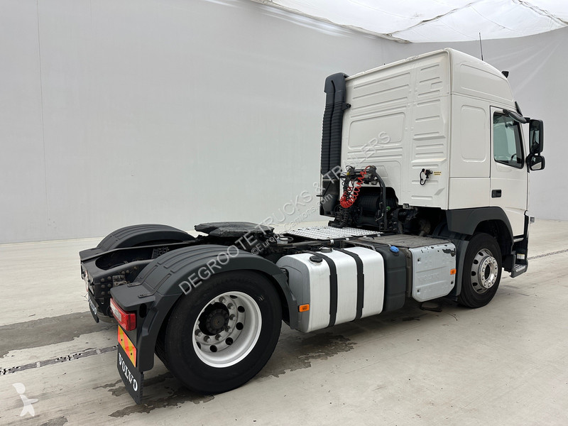 Traktor Volvo 450