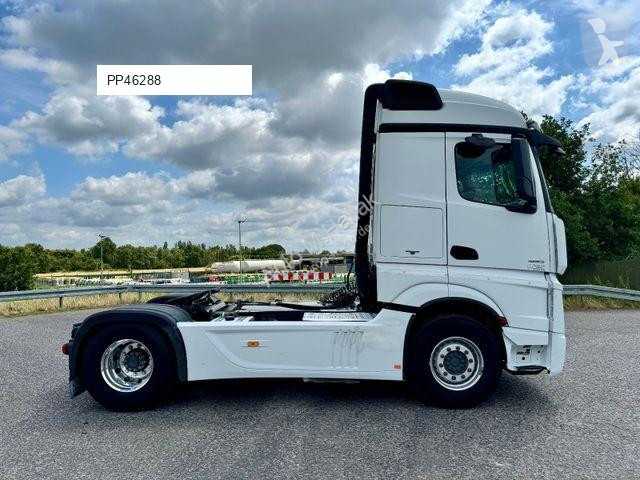 Traktor Mercedes 1853 LS StreamSpace Retarder /...