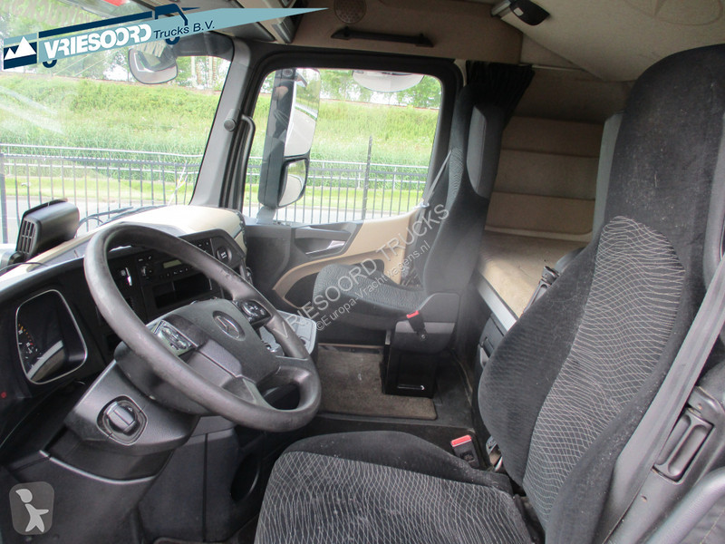 Tracteur Mercedes ACTROS 1845