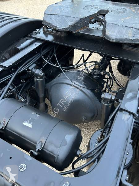 Traktor Ford