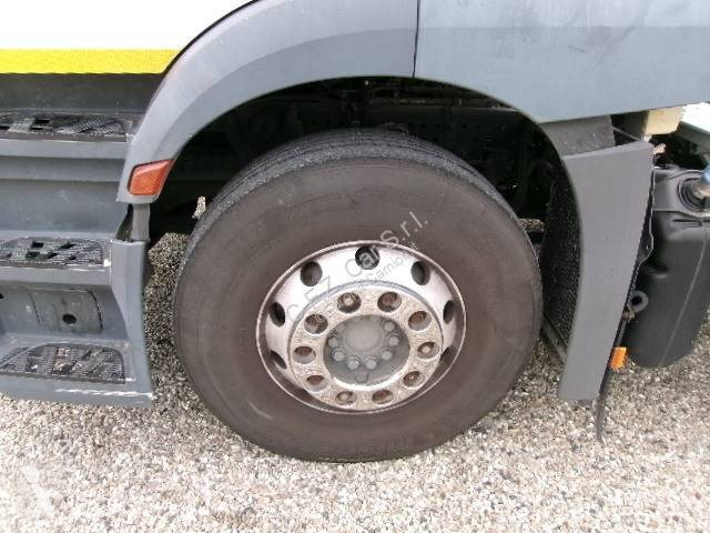 Traktor Mercedes