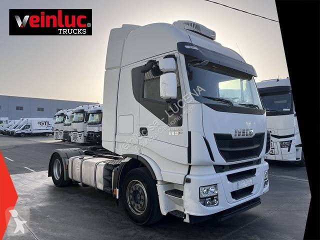 Traktor Iveco