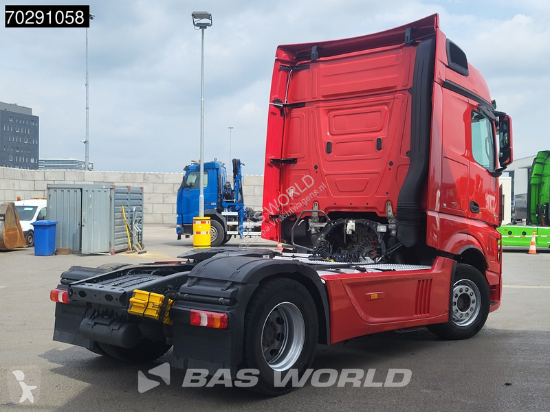 Traktor Mercedes 1845 4X2 BigSpace Retarder...