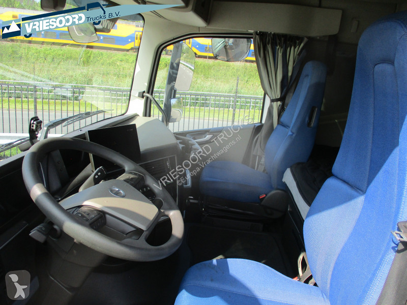 Tahač Volvo 500 PK WITH STADAIRCO