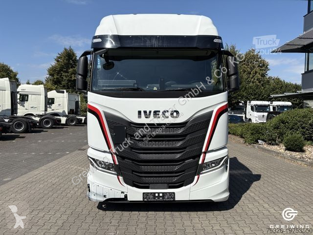 Traktor Iveco AS440S46T/FP LT
