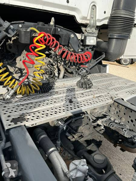 Traktor Mercedes