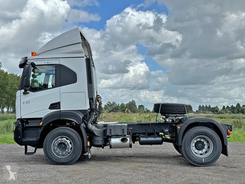 Tractor Iveco AT440S47T OFF Tractor Head (15...