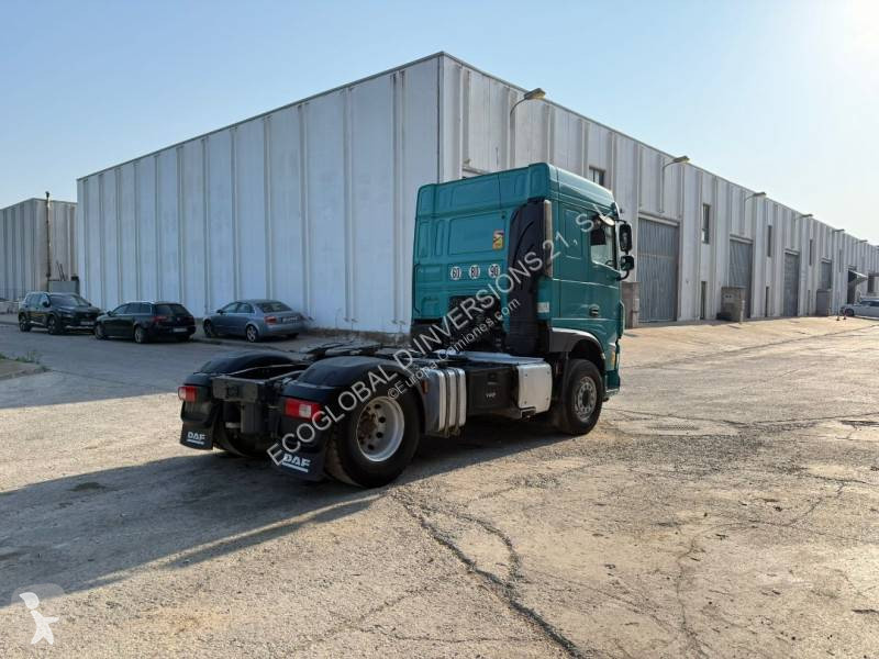Nyergesvontató DAF 480