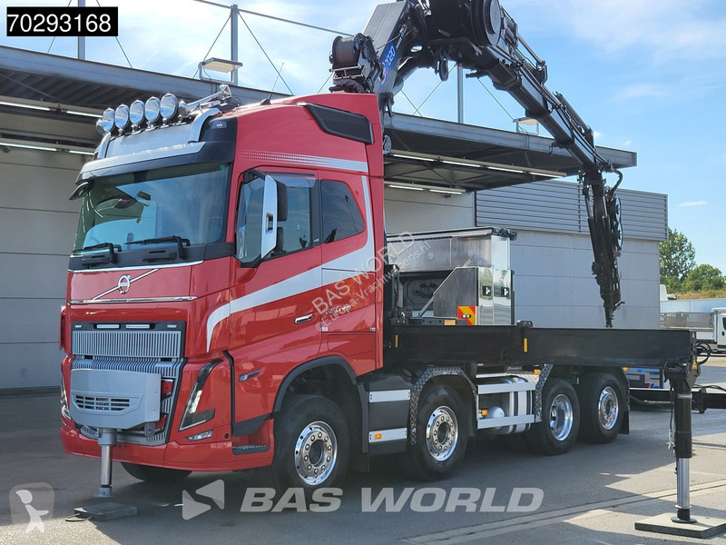 Tahač Volvo 650 8X2 HMF 7020K-RCS Crane +...