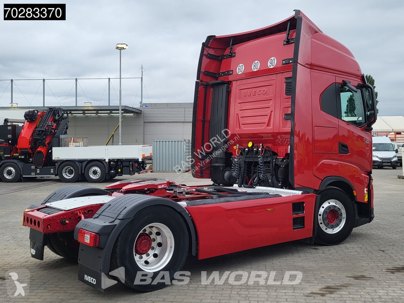 Trekker Iveco S-Way 570 4X2 Retarder Standklima...