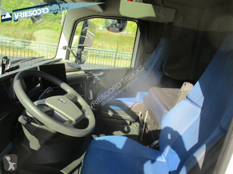 Tracteur Volvo 500 PK WIT STAND/AIRCO