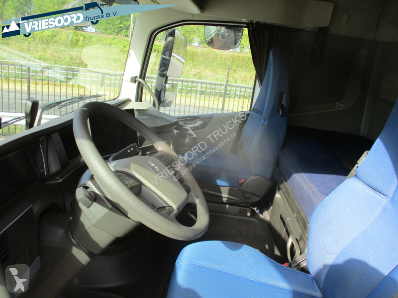 Tracteur Volvo 500 PK WITH STANDAIRCO