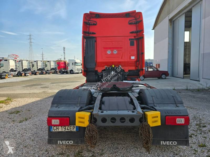 Traktor Iveco