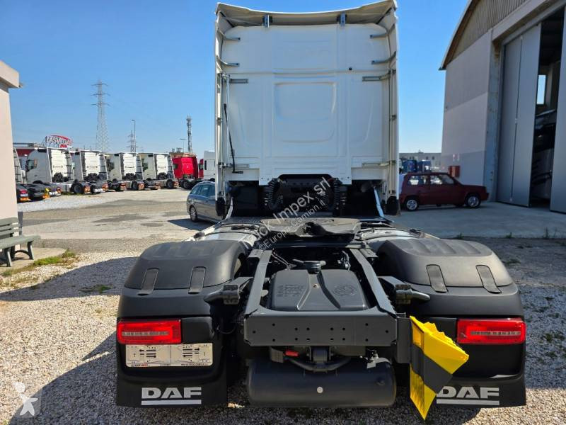 Traktor DAF