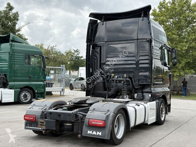 Traktor MAN...