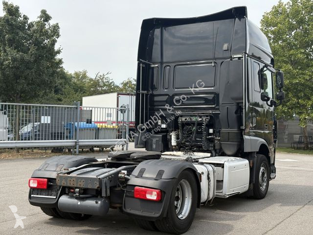 Traktor DAF...