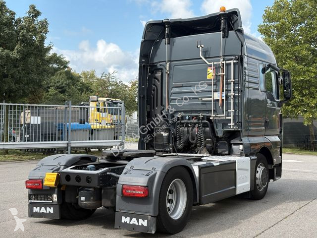 Traktor MAN...