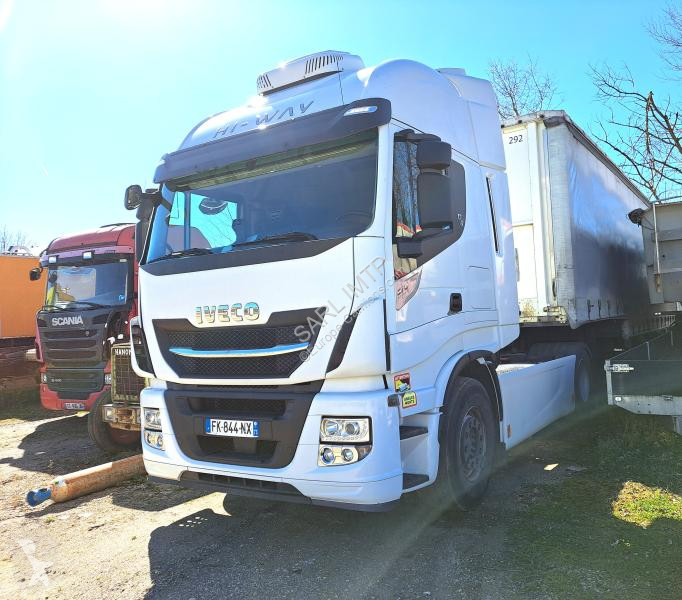 Tractor Iveco 1 COUCHETTE STRALIS 570
