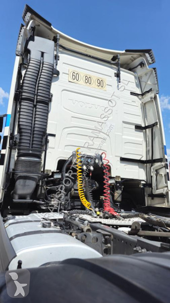Traktor Volvo 500 Globetrotter