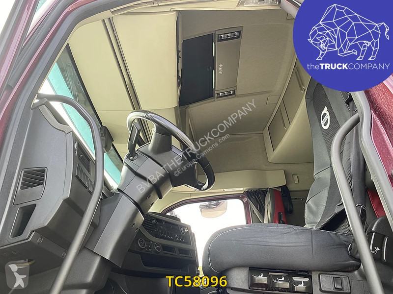 Traktor Volvo 500