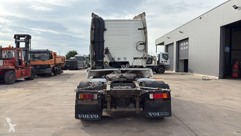 Traktor Volvo 12420 (BOITE MANUELLE / MANUAL...