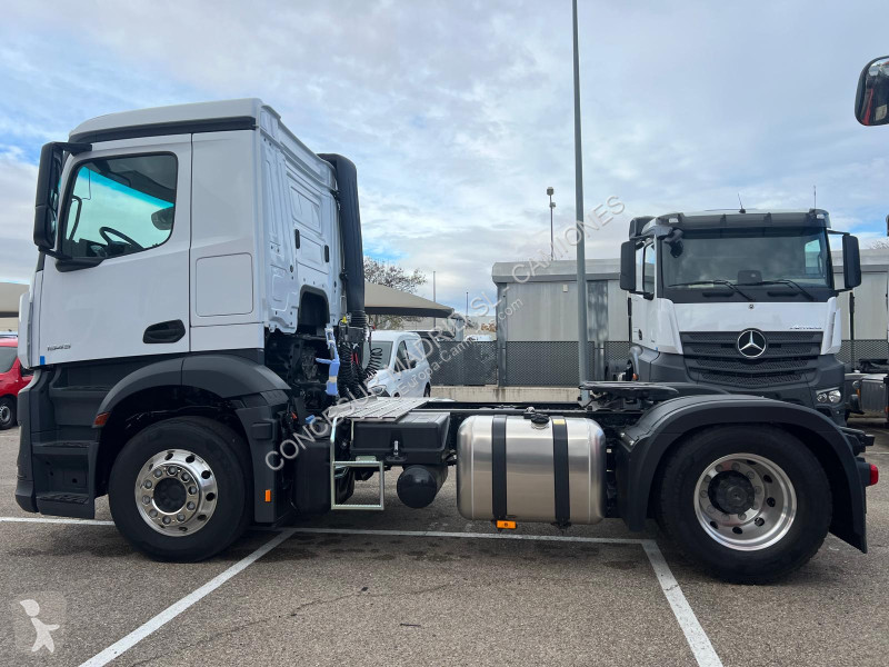 Traktor Mercedes  1845 LS