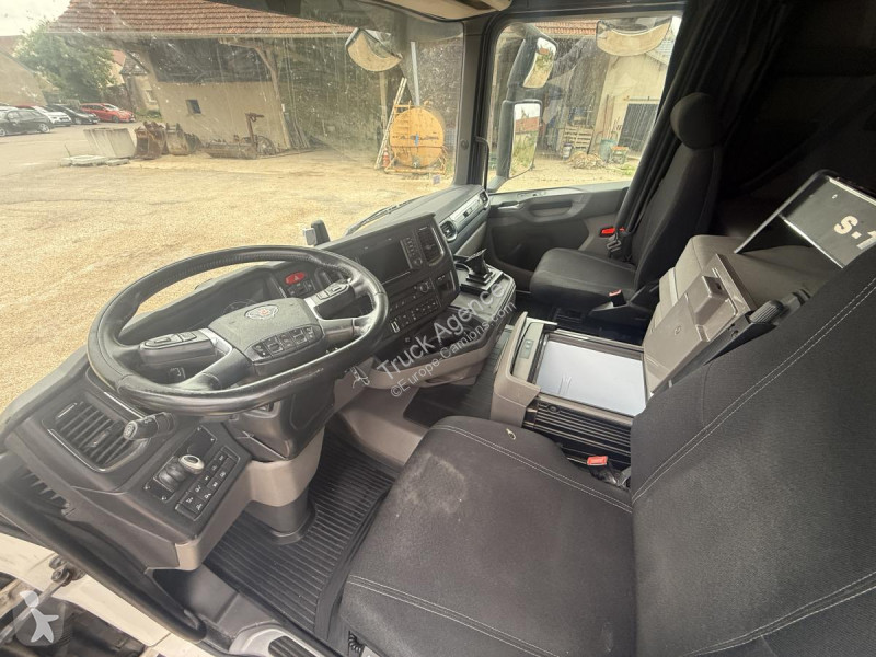 Traktor Scania 500