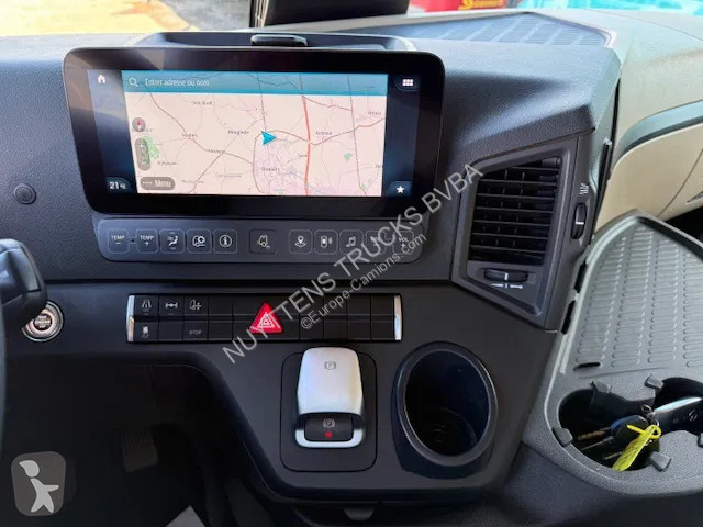 Trekker Mercedes 1845  1845