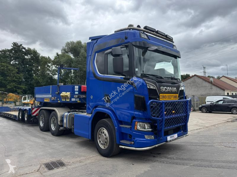 Traktor Scania V8 650 A6X4HZ C20N