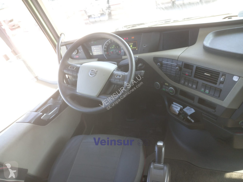 Traktor Volvo 4