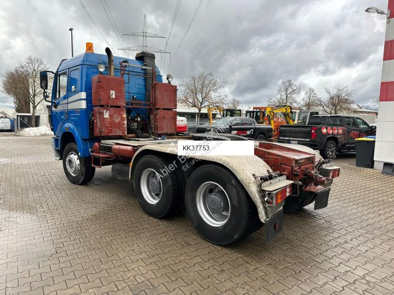 Traktor Mercedes 2635 S SK