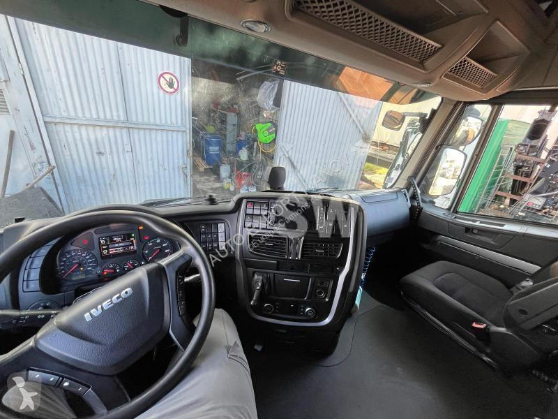 Tracteur Iveco  AS 460 LNG