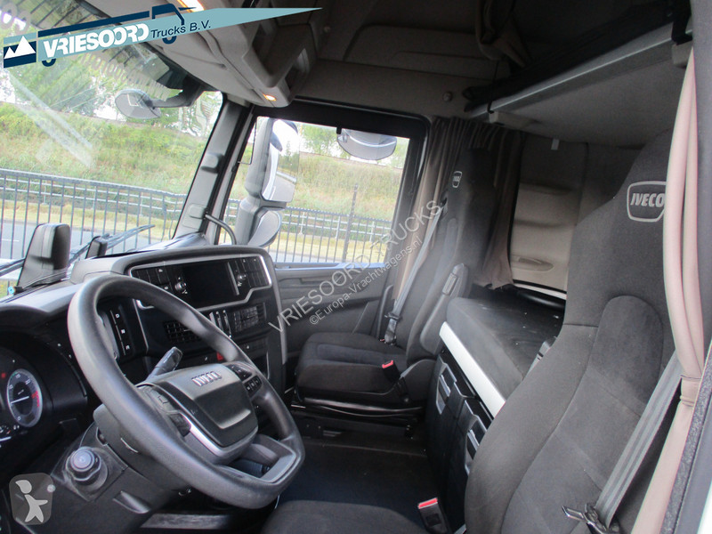 Tractor Iveco 460