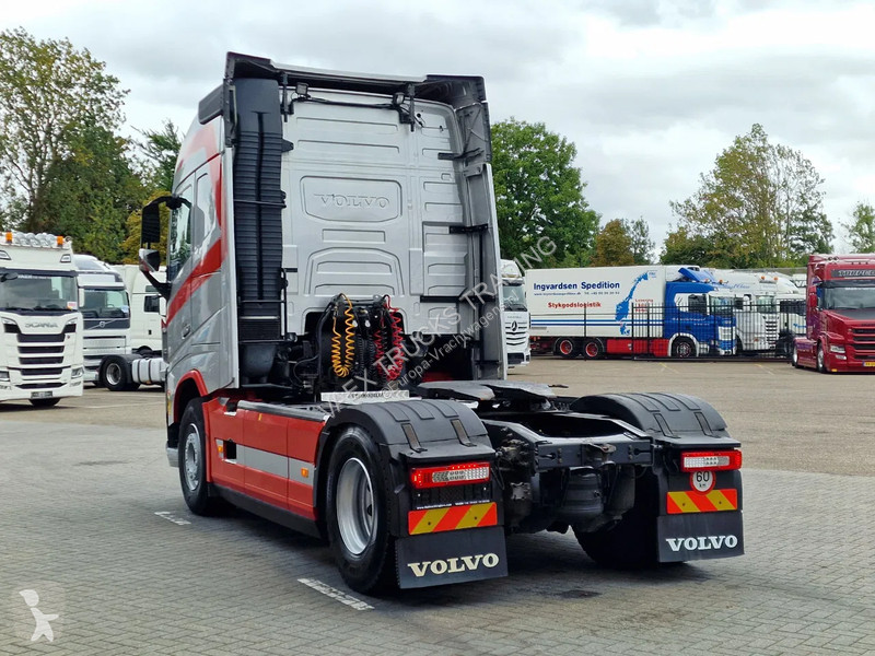 Tractor Volvo 13460 Globetrotter 4x2 -...
