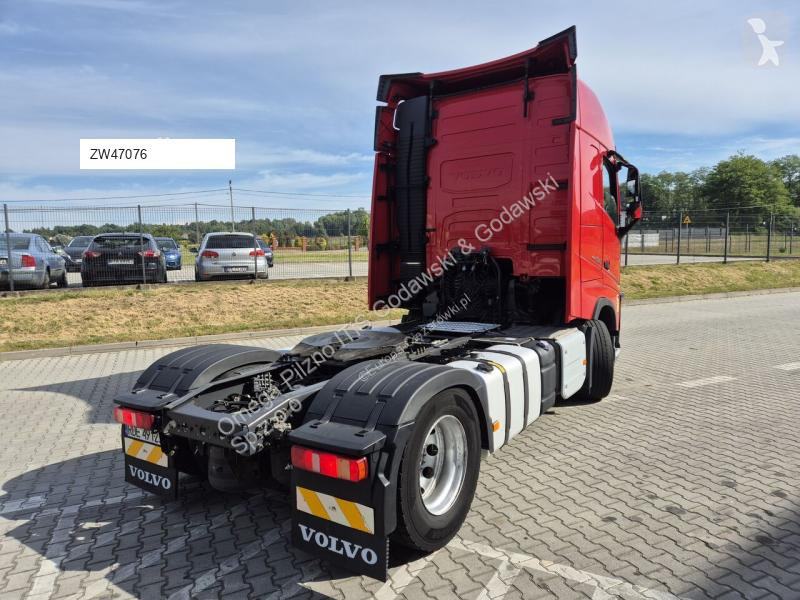Cap tractor Volvo FH500