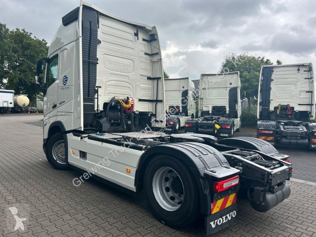 Trekker Volvo 500 4x2, Retarder, Glob. XL,...