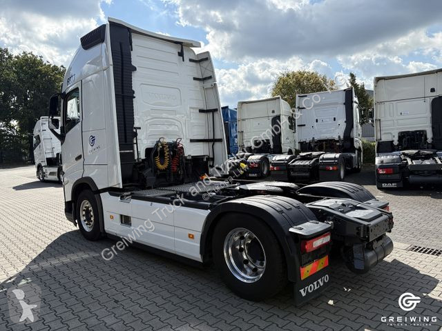 جرار Volvo 500 4x2, Globetrotter XL, Retarder,...