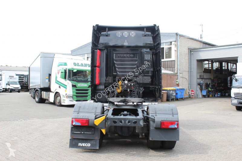 جرار Iveco   S-Way 510 Retarder 2Tank Navi...