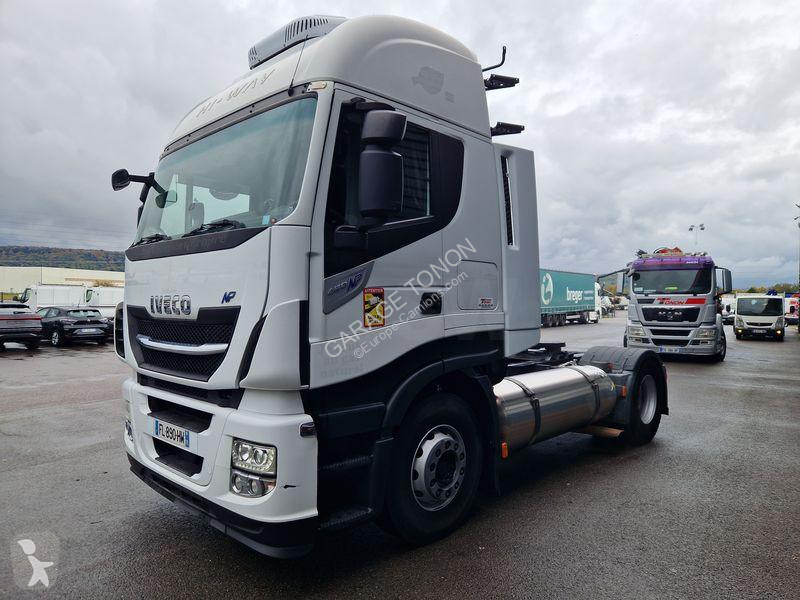 جرار Iveco NP460 GNL / INTARDER