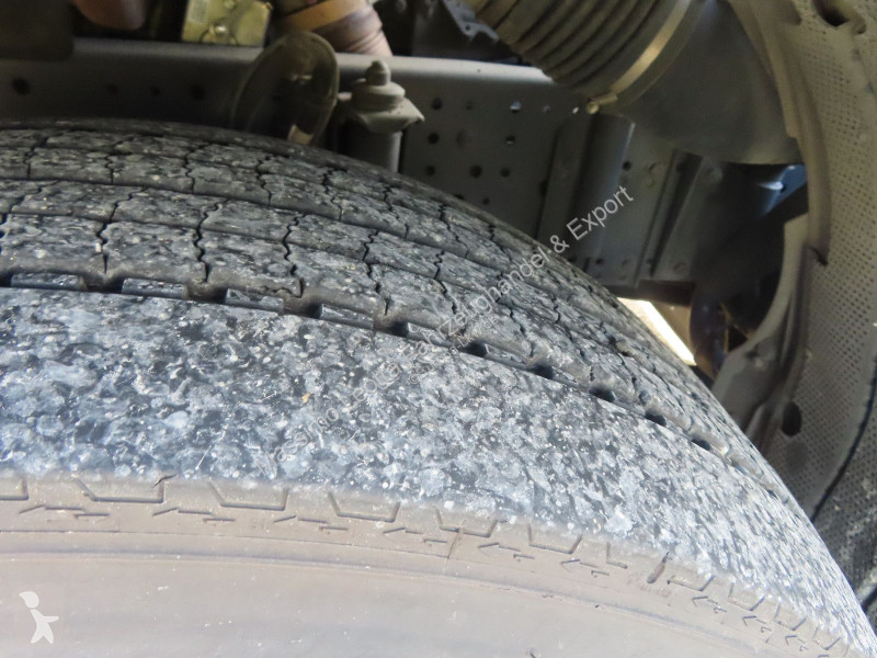 جرار Iveco S-Way 480 Intarder FZ.21