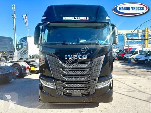 جرار Iveco