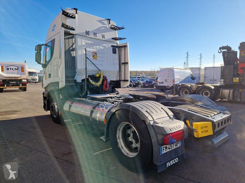 Iveco NP460 GNL / INTARDER tractor unit