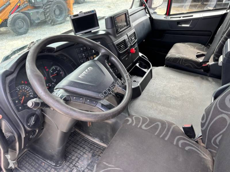 جرار Iveco