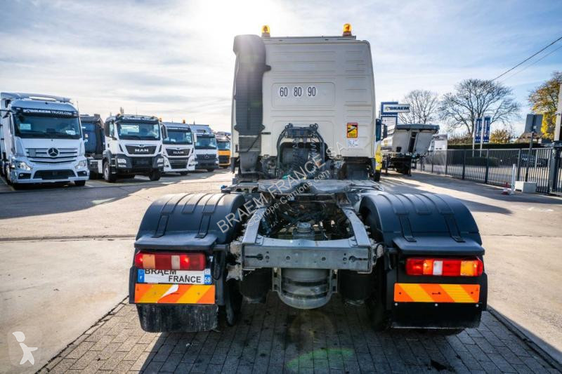 جرار Volvo 460 GLOB + HYDR