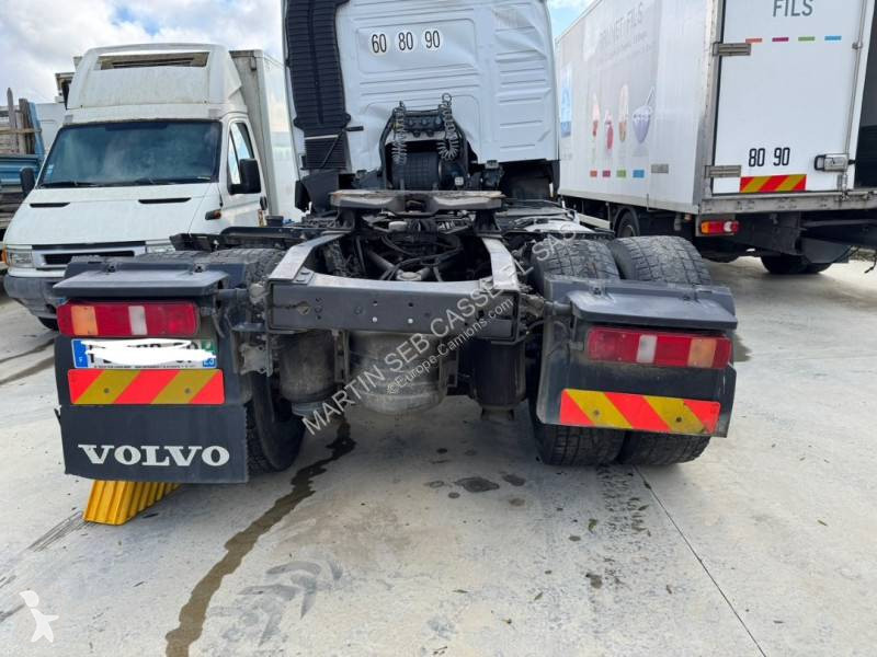 جرار Volvo